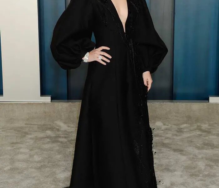 Olivia Wilde at Vanity Fair Oscar Party in Los Angeles