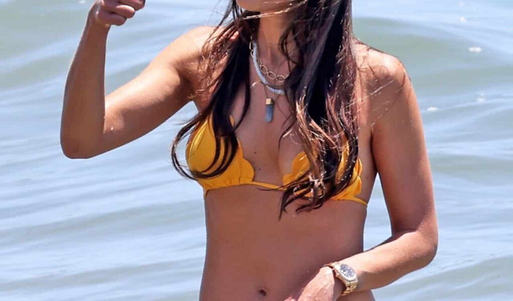 Jordana Brewster Rocked a Yellow String Bikini at the Beach in Santa Monica