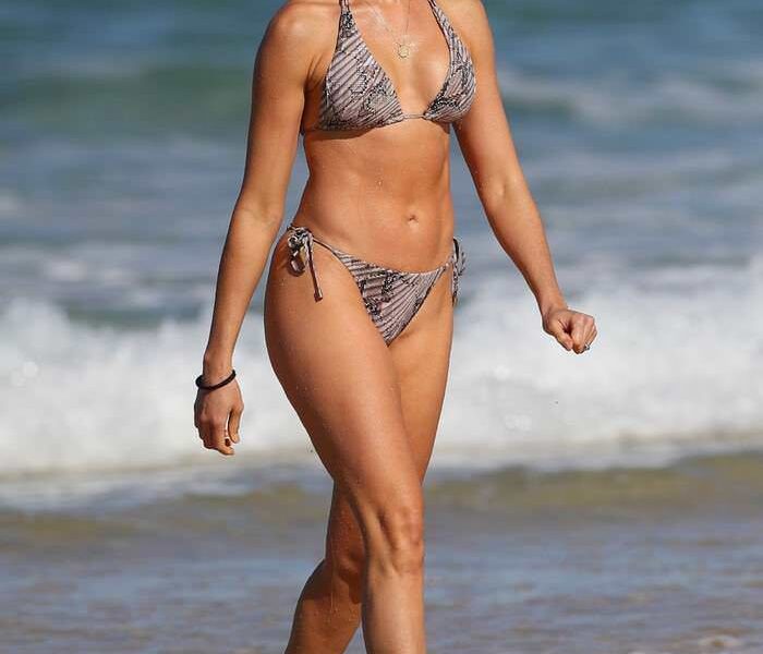 Rachael Finch Shows Off her Incredible Bikini Body on Bondi Beach