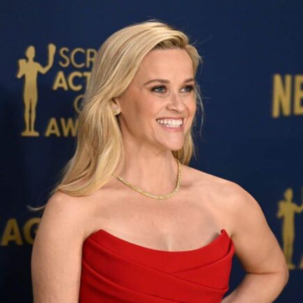 Reese Witherspoon Radiates Elegance in Striking Red Gown at SAG 2024