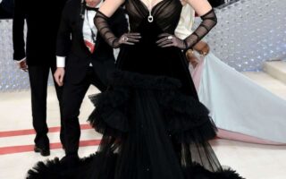 Jessica Chastain Exudes Elegance in Black Gucci Dress at Met Gala 2023