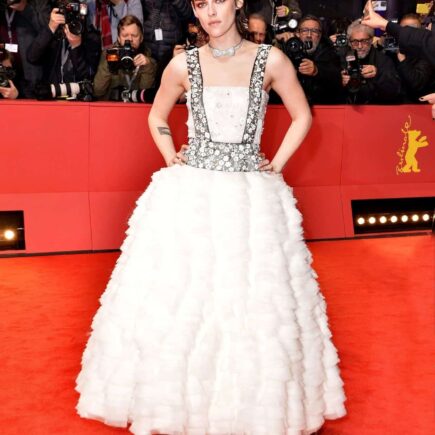 Kristen Stewart Posing in a White Ruffled Gown at She Came To Me Premiere