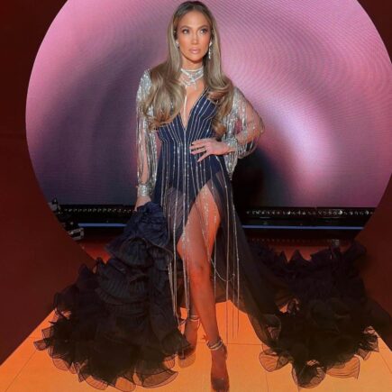 Jennifer Lopez Stuns at 65th Grammy Awards in an Elegant Navy Gucci Gown