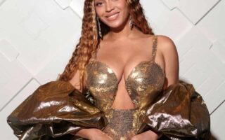 Beyonce Shines in Gold Gown at Dubai’s Atlantis The Royal Hotel Opening