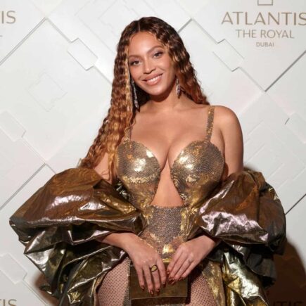 Beyonce Shines in Gold Gown at Dubai’s Atlantis The Royal Hotel Opening