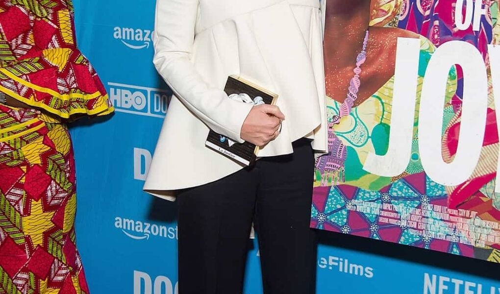Emma Watson is Chic in a Blouse and Pants at the “City of Joy” Premiere