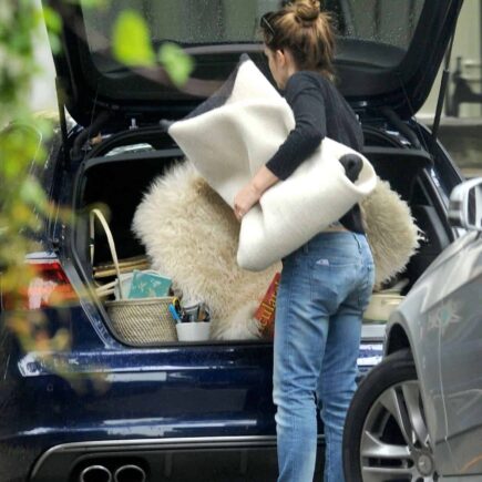 Emma Watson Exercises while Moving Some Remaining Stuff Into her New House