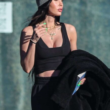 Megan Fox Shows Off her New Plump Lips after a Beauty Treatment at a Spa