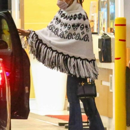 Jennifer Lopez Steps Out with her Partner Ben Affleck Shopping in LA