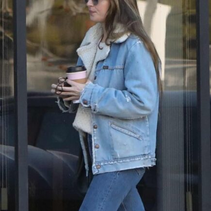 Dakota Johnson Shows her Fresh Highlights in her Hair in Santa Monica