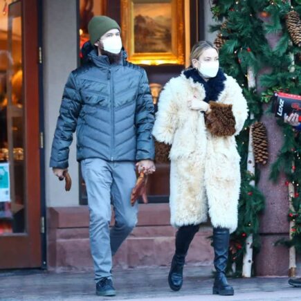 Kate Hudson and Danny Fujikawa Spend a Romantic Day Shopping in Aspen