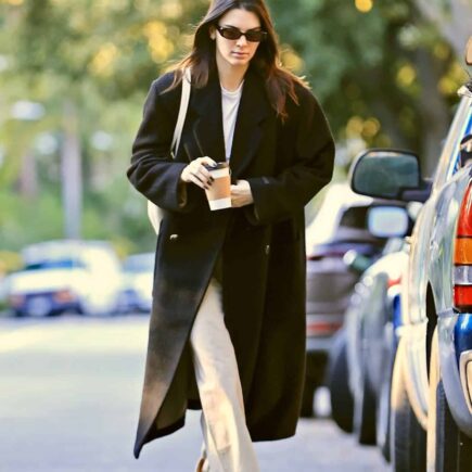 Kendall Jenner Looks Chic as she Stops for a Hot Coffee in Beverly Hills