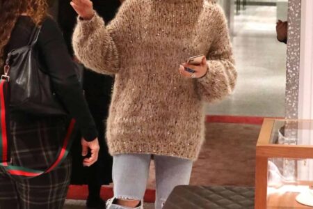 Jennifer Lopez Steps Out in Christmas Shopping with Daughter Emme