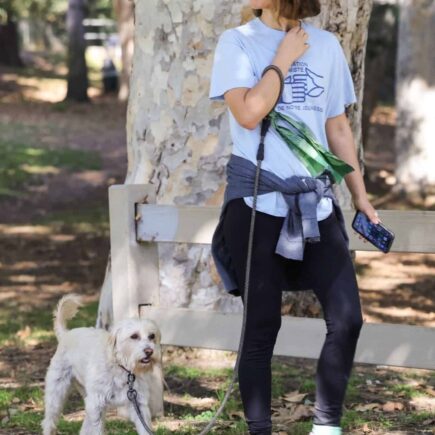 Natalie Portman had the Relaxing Day with her Dog Penny in the Park