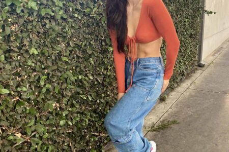 Kira Kosarin is Having a Blast in Los Angeles with her BFF