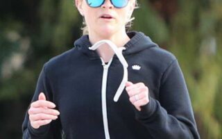 Reese Witherspoon Morning Jog in Brentwood