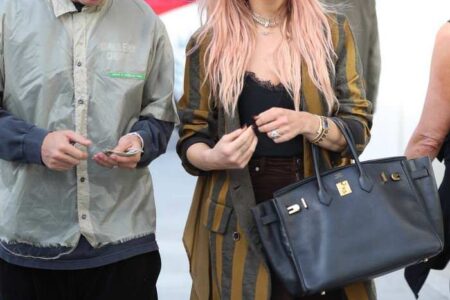 Ashlee Simpson Shopping in Beverly Hills