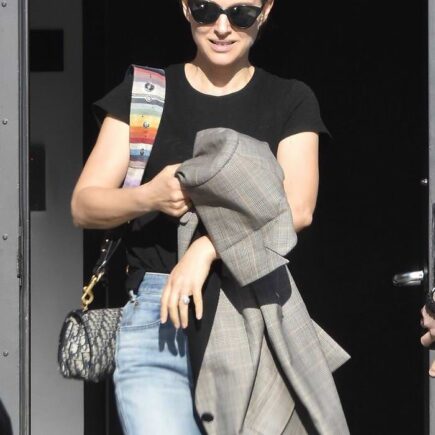 Natalie Portman Leaving a Meeting in Santa Monica