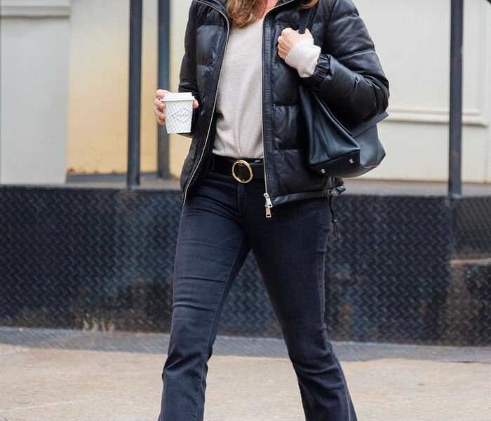 Cindy Crawford is All Smiling as She Takes a Cup of Coffee in NYC
