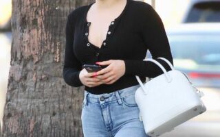 Ariel Winter Showing her Curves in a Form-fitting Black Crop Top