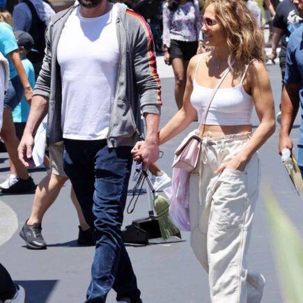 Jennifer Lopez and Ben Affleck Enjoy a Day at Universal Parks