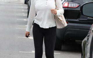 Sandra Lee Out in Casual Clothes in Brentwood