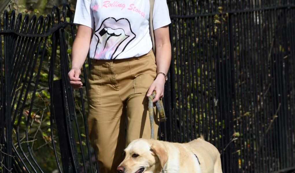 Jane Danson Takes her Dog Out for a Morning Stroll