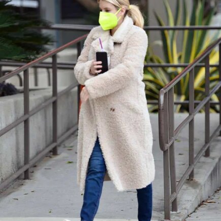 Emma Roberts Shows Off her Casual Side in Skinny Jeans and a Teddy-material Coat