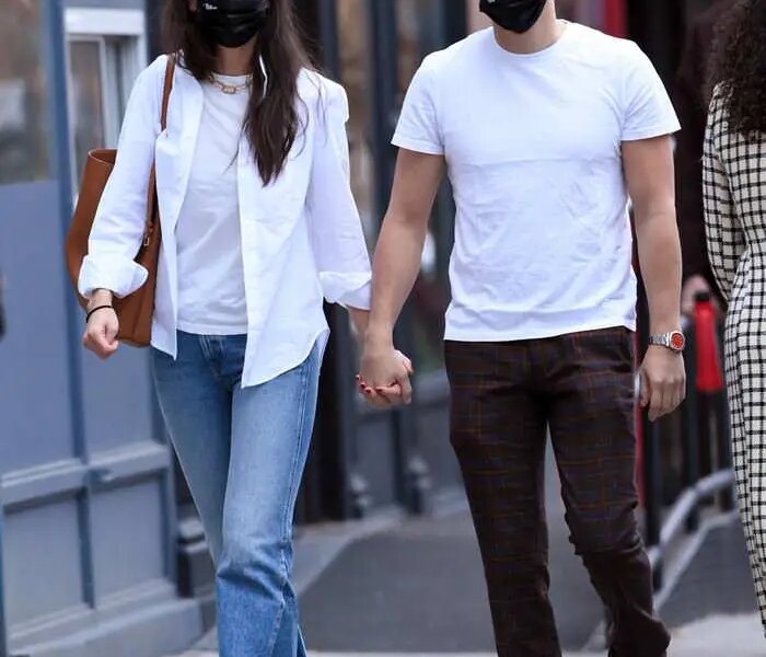 Katie Holmes Sports a Casual Look while on a Walk with Emilio Vitolo Jr. in NY