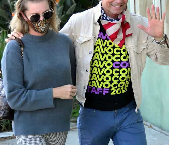 Rebecca Romijn and Jerry O’Connell Out to Stroll in Los Angeles