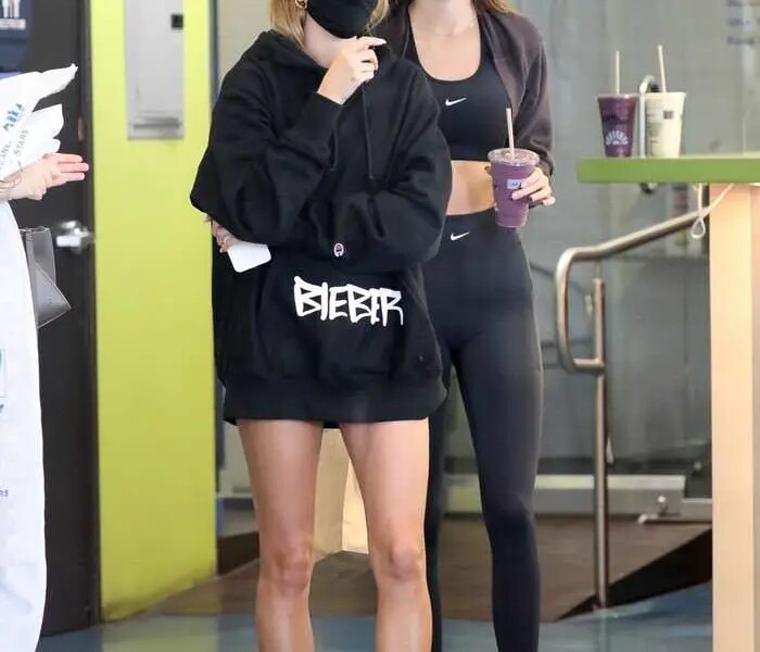 Kendall Jenner and Hailey Bieber Stepped Out to a Juice Bar Together After the Gym