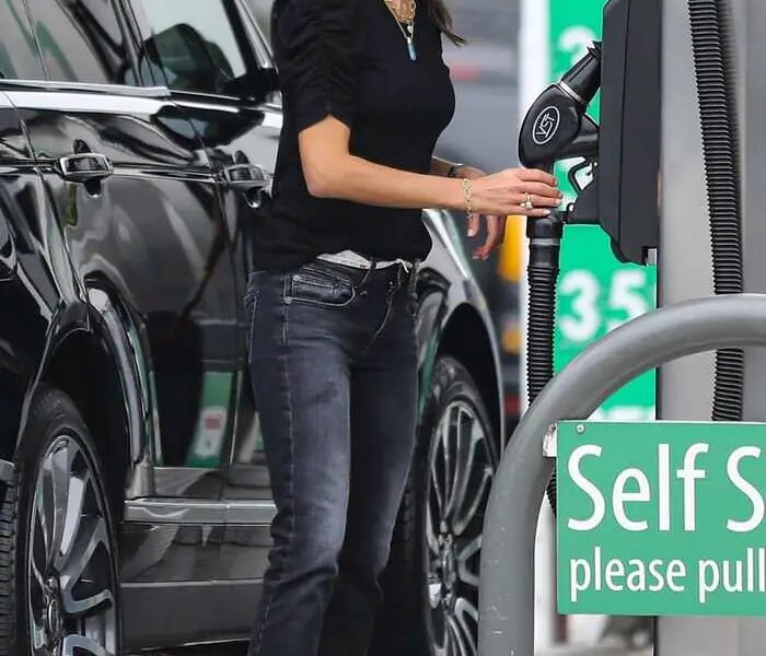 Jordana Brewster Looked Chic as She was Pumping Gas in Brentwood