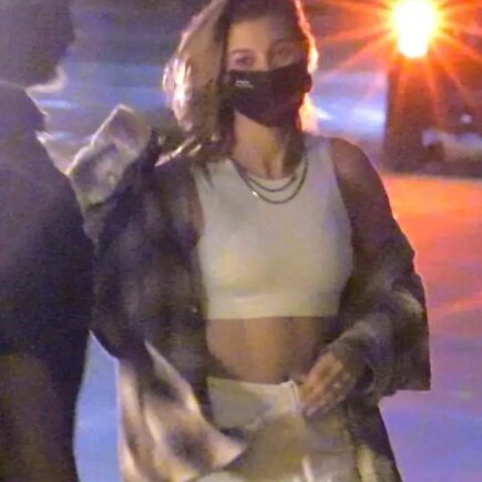 Justin Bieber and Wife Hailey Look Casual at Dinner in West Hollywood