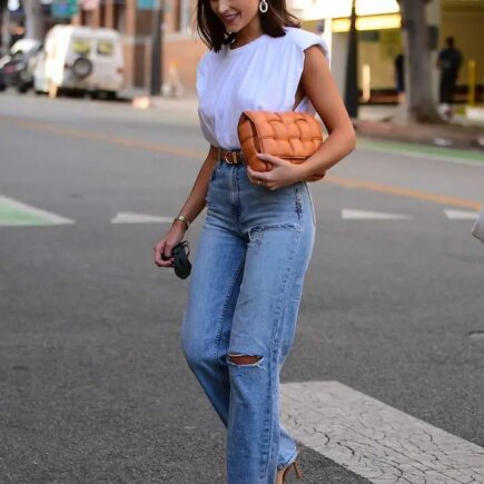 Olivia Culpo Looks Chic as She Goes in Shopping with Sister Sophia