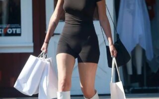 Rumer Willis in Skin-tight Shorts During a Solo Shopping Spree in LA