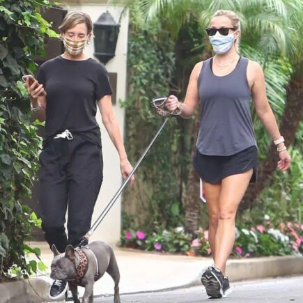 Reese Witherspoon Works on her Cardio While Walking her Dog in Los Angeles