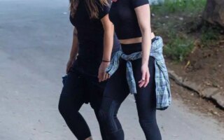 Amber Heard Goes Braless to Hike in Griffith Park with Friend