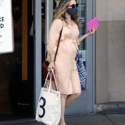 Rachel McAdams Pregnant Runs Errands in a Vintage-style Silk Dress in LA