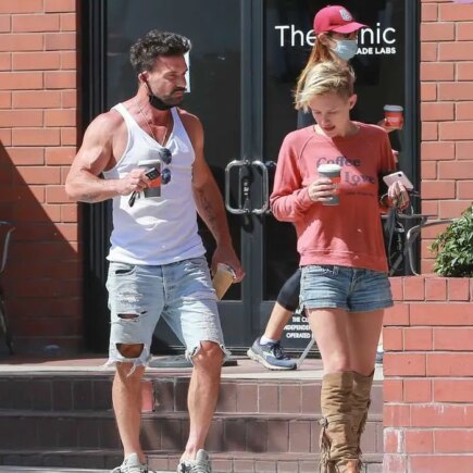 Nicky Whelan Stepped Out to Grab a Coffee and Meets Up with Frank Grillo