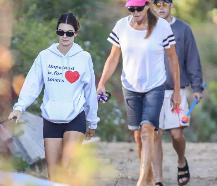 Kendall Jenner Hikes with her Dad Caitlyn Jenner in Malibu