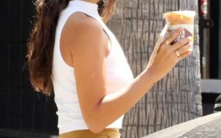 Eiza Gonzalez Showcases her Excellent Shape while Grabbing Coffee