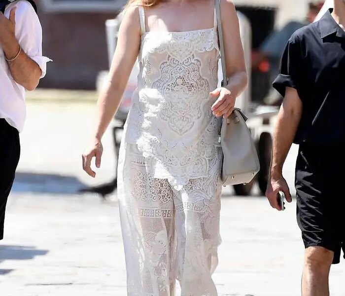 Melissa George Steps Out in a White Lace Dress to Stroll in Venice