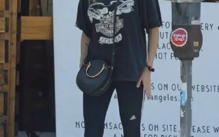 Emma Roberts Covers Up her Baby Bump with an Oversized T-shirt