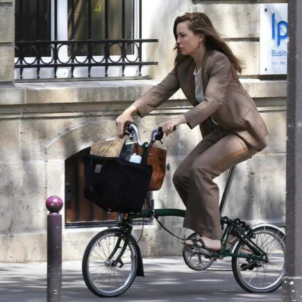 Melissa George Out for a Bike Ride in Paris