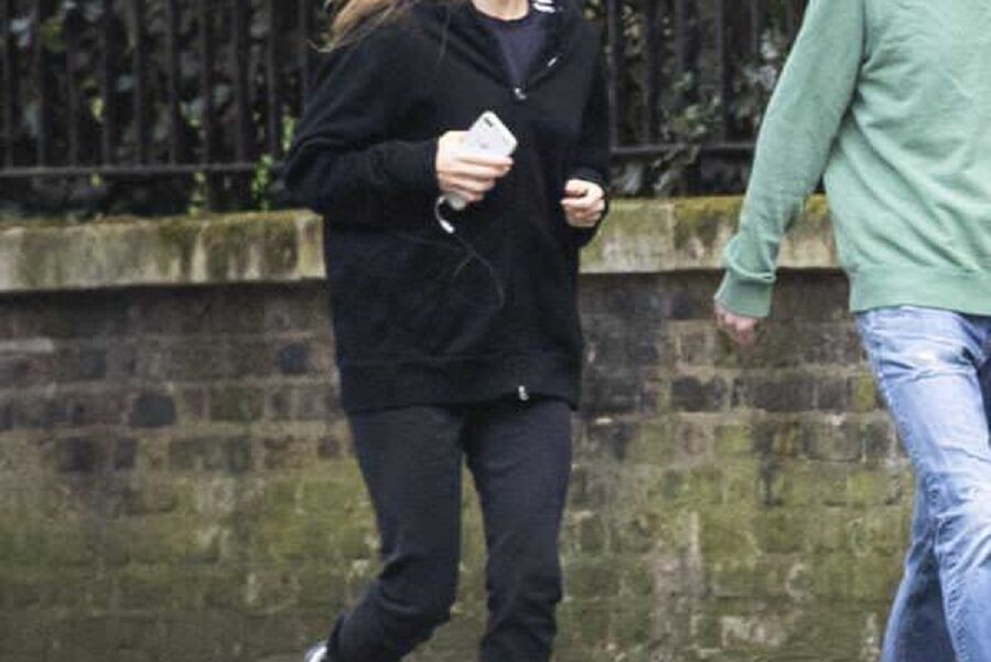 Suki Waterhouse and Robert Pattinson Jogging in London