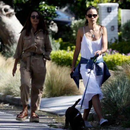 Jordana Brewster Taking her New Puppy on a Walk