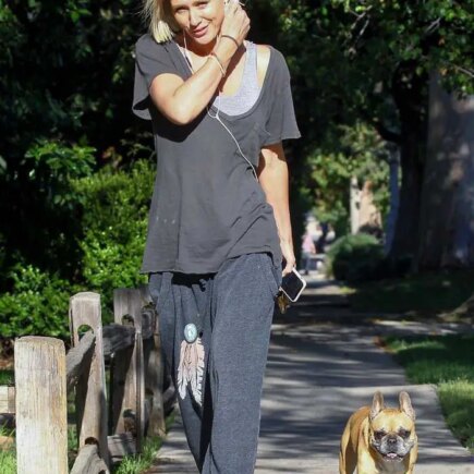 Nicky Whelan Rocks a New Haircut as She Steps Out in LA