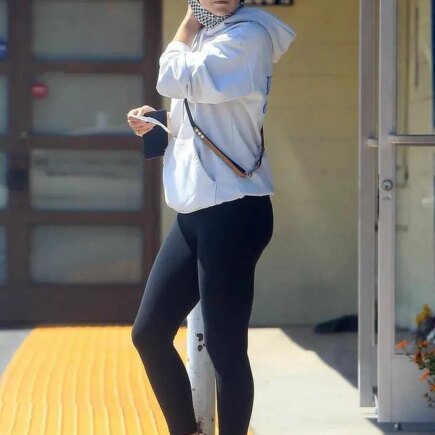 Serinda Swan Flaunting her Figure as she Takes her Dog for a Walk