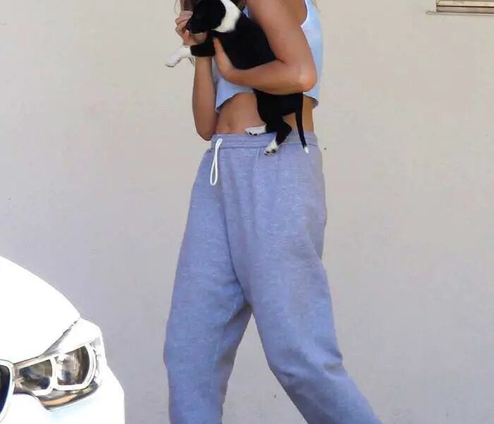 Maddie Ziegler Cuddles with a Cute Puppy in Palm Springs