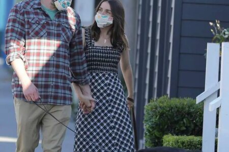 Ana De Armas and Ben Affleck Hand-in-hand Venice Stroll